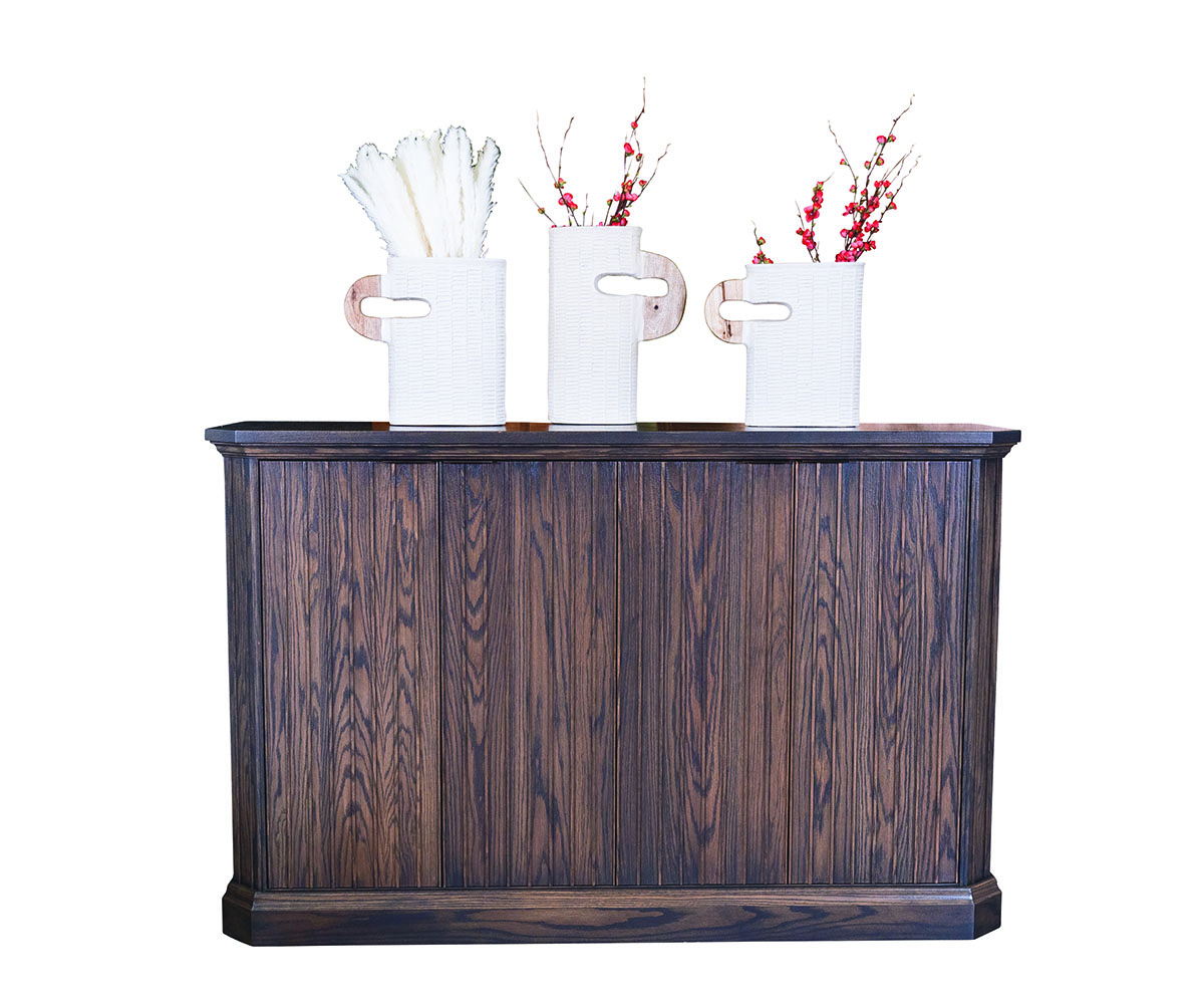 0005 Isabel Buffet Front Door Closed 9937